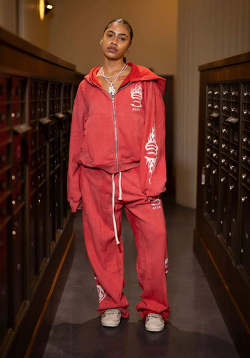 Av3ri Love Lost Sweatsuit Red/White