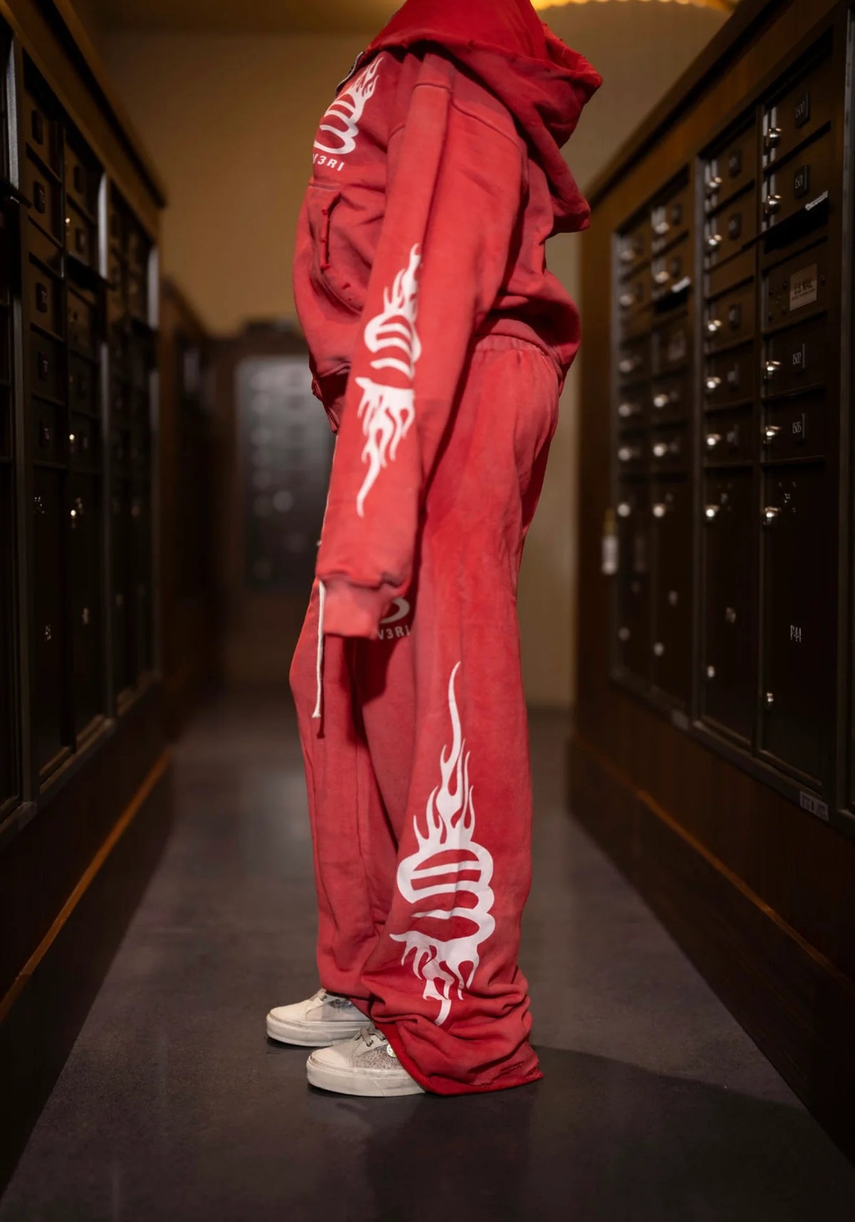 Av3ri Love Lost Sweatsuit Red/White